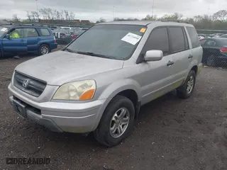 2003 Honda Pilot EX with VIN 2HKYF18533H604995, listed as a IAAI auction lot 41936058 with 205,848 mi miles. Bid and sale history available at carsss.com. Image 2.