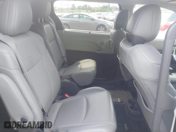 2021 Toyota Sienna XLE with VIN 5TDYSKFC9MS014413, listed as a IAAI auction lot 42449852 with 111,712 mi miles and . Bid and sale history available at DreamBid. Image 8.