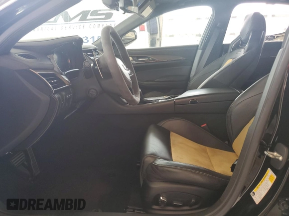 2019 Cadillac CTS-V z VIN 1G6A15S65K0126084, wystawiony jako Copart lot #70317924 z przebiegiem Nie podano mil oraz Nie do naprawy. Historia ofert i sprzedaży dostępna na DreamBid. Obrazek 7.