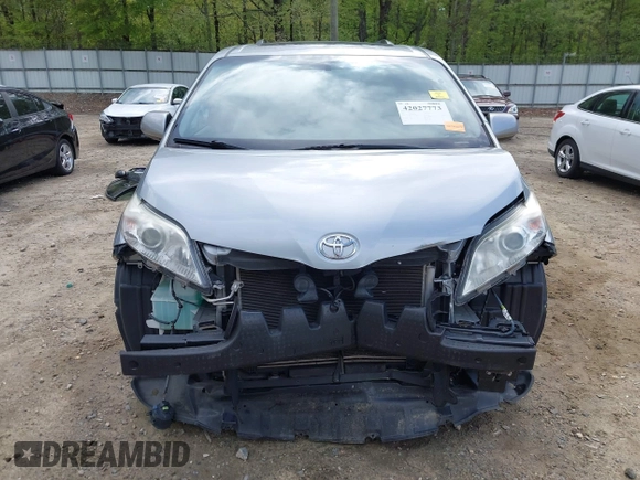 2017 Toyota Sienna XLE Auto Access Seat with VIN 5TDYZ3DC0HS845616, listed as a IAAI auction lot 42027773 with 89,108 mi miles and . Bid and sale history available at DreamBid. Image 13.