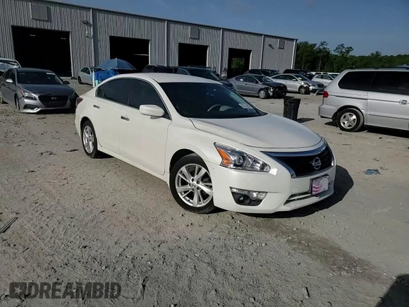 2015 Nissan Altima 2.5 with VIN 1N4AL3AP4FC183103, listed as a Copart auction lot 60518325 with 42,493 mi miles and Salvage title. Bid and sale history available at DreamBid. Image 13.