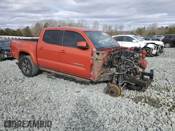 2018 Toyota Tacoma SR z VIN 3TMCZ5AN5JM127576, wystawiony jako Copart lot #47482925 z przebiegiem Nie podano mil oraz Szkoda całkowita • Salvage title. Historia ofert i sprzedaży dostępna na DreamBid. Obrazek 4.