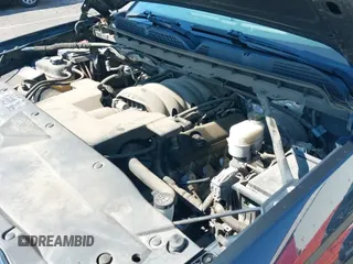 2017 Chevrolet Silverado 1500 LT z VIN 1GCVKREC2HZ202157, wystawiony jako IAAI lot #43110635 z przebiegiem 93 952 mil mil oraz . Historia ofert i sprzedaży dostępna na DreamBid. Obrazek 22.