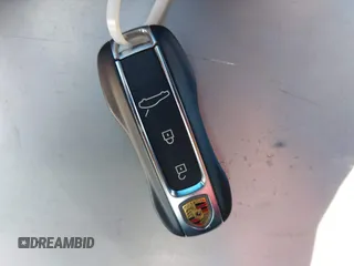 2019 Porsche Panamera GTS с VIN WP0AG2A78KL139088, выставлен на аукционе IAAI как лот 41643175 с пробегом 35 853 миль миль и . История ставок и продаж доступна на DreamBid. Изображение 11.