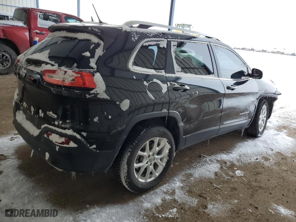 2015 Jeep Cherokee Latitude with VIN 1C4PJLCS6FW670264, listed as a Copart auction lot 88897705 with NaN miles and Salvage Title. Bid and sale history available at carsss.com. Image 3.