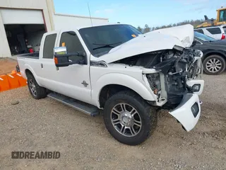 2015 Ford F-250 Lariat z VIN 1FT7W2BT1FEC76120, wystawiony jako IAAI lot #41825267 z przebiegiem Nie podano mil oraz . Historia ofert i sprzedaży dostępna na DreamBid. Obrazek 1.