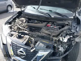 2017 Nissan Rogue SV with VIN KNMAT2MT5HP506101, listed as a IAAI auction lot 41677842 with 83,869 mi miles. Bid and sale history available at carsss.com. Image 10.