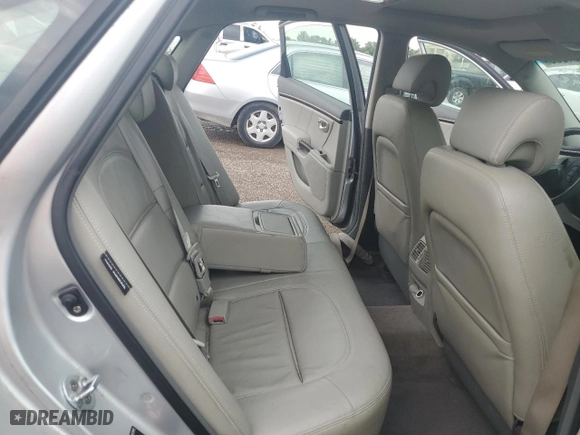2009 Hyundai Azera GLS with VIN KMHFC46D89A360798, listed as a Copart auction lot 60381093 with 151,626 mi miles and Salvage Title. Bid and sale history available at carsss.com. Image 10.