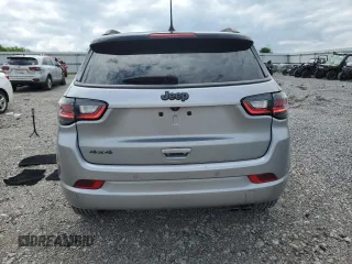 2022 Jeep Compass High Altitude with VIN 3C4NJDCB6NT104462, listed as a Copart auction lot 58745635 with 17,366 mi miles and Salvage title. Bid and sale history available at DreamBid. Image 6.