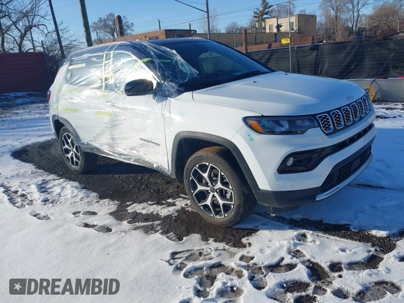2025 Jeep Compass Limited with VIN 3C4NJDCNXST531729, listed as a IAAI auction lot 41542033 with 1,323 mi miles and . Bid and sale history available at DreamBid. Image 1.