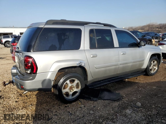 2005 Chevrolet TrailBlazer LS with VIN 1GNES16S656130018, listed as a Copart auction lot 48728105 with Not Provided miles and Salvage Title. Bid and sale history available at DreamBid. Image 3.