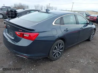2020 Chevrolet Malibu RS with VIN 1G1ZG5ST6LF139230, listed as a IAAI auction lot 42037977 with 21,533 mi miles. Bid and sale history available at carsss.com. Image 4.