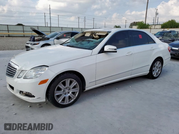 2013 Mercedes-Benz E 350 Luxury with VIN WDDHF5KB5DA728352, listed as a Copart auction lot 59737655 with 68,286 mi miles and Salvage title. Bid and sale history available at DreamBid. Image 1.