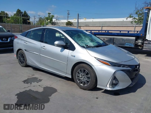 2017 Toyota Prius Plus with VIN JTDKARFP5H3018325, listed as a IAAI auction lot 42054740 with 116,635 mi miles and . Bid and sale history available at DreamBid. Image 1.