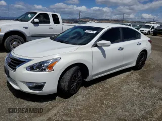 2015 Nissan Altima SV z VIN 1N4AL3AP9FC450459, wystawiony jako Copart lot #56769185 z przebiegiem 133 008 mil mil oraz Szkoda całkowita • Salvage title. Historia ofert i sprzedaży dostępna na DreamBid. Obrazek 1.