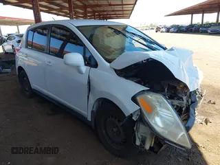 2007 Nissan Versa S with VIN 3N1BC13E87L441288, listed as a IAAI auction lot 42673287 with 173,363 mi miles and . Bid and sale history available at DreamBid. Image 1.