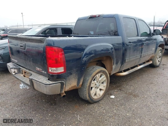 2008 GMC Sierra 1500 SLT with VIN 2GTEC13J981221636, listed as a IAAI auction lot 41439873 with 260,584 mi miles. Bid and sale history available at carsss.com. Image 4.