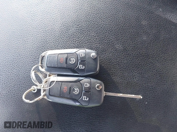 2020 Ford F-150 XL z VIN 1FTEW1EP0LKF26475, wystawiony jako IAAI lot #42678498 z przebiegiem 27 566 mil mil oraz . Historia ofert i sprzedaży dostępna na DreamBid. Obrazek 11.