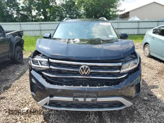 2022 Volkswagen Atlas SEL with VIN 1V2BR2CA1NC560810, listed as a Copart auction lot 63440665 with 54,121 mi miles and Salvage title. Bid and sale history available at DreamBid. Image 5.