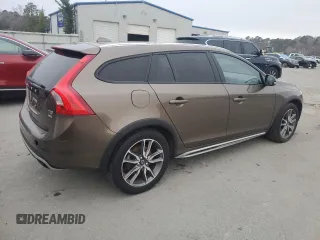 2016 Volvo V60 Cross Country T5 with VIN YV4612HK8G1003514, listed as a Copart auction lot 44733845 with 117,810 mi miles and Clean Title. Bid and sale history available at carsss.com. Image 3.