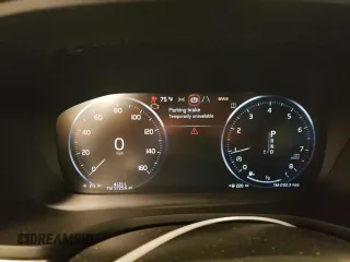 2020 Volvo V60 z VIN YV4102WK1L1035022, wystawiony jako Copart lot #59214433 z przebiegiem 41 211 mil mil oraz . Historia ofert i sprzedaży dostępna na DreamBid. Obrazek 9.