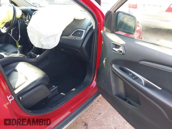2017 Dodge Journey Crossroad Plus with VIN 3C4PDDGG6HT704487, listed as a IAAI auction lot 42175296 with 115,964 mi miles and . Bid and sale history available at DreamBid. Image 5.