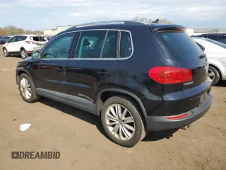 2013 Volkswagen Tiguan SE z VIN WVGBV3AX3DW078813, wystawiony jako Copart lot #54238465 z przebiegiem 119 092 mil mil oraz Szkoda całkowita • Salvage title. Historia ofert i sprzedaży dostępna na DreamBid. Obrazek 2.