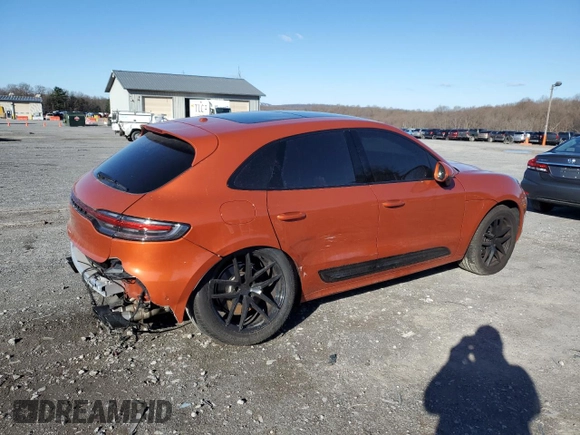 2024 Porsche Macan S с VIN WP1AG2A59RLB36143, выставлен на аукционе Copart как лот 49980065 с пробегом 10 201 миль миль и Списание • Salvage title. История ставок и продаж доступна на DreamBid. Изображение 3.