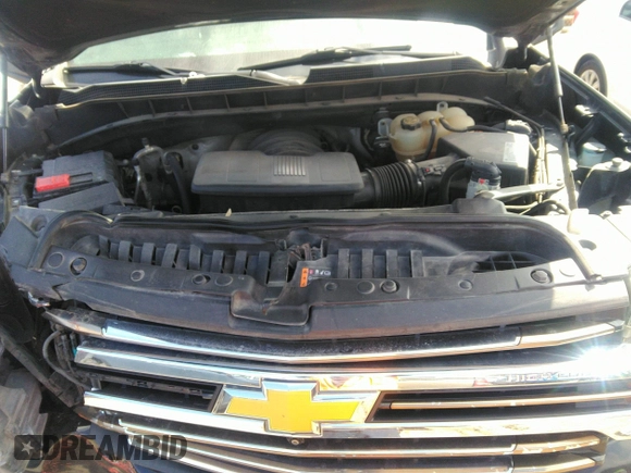 2019 Chevrolet Silverado 1500 High Country with VIN 1GCUYHEL1KZ360808, listed as a IAAI auction lot 42106243 with 158,061 mi miles. Bid and sale history available at carsss.com. Image 10.