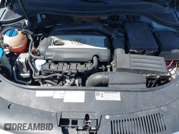 2013 Volkswagen CC Sport with VIN WVWBN7AN6DE536425, listed as a IAAI auction lot 42091513 with 180,753 mi miles. Bid and sale history available at carsss.com. Image 10.