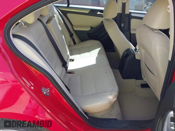 2015 Volkswagen Jetta SE с VIN 3VWD07AJ2FM357720, выставлен на аукционе IAAI как лот 42281983 с пробегом 92 965 миль миль и . История ставок и продаж доступна на DreamBid. Изображение 8.