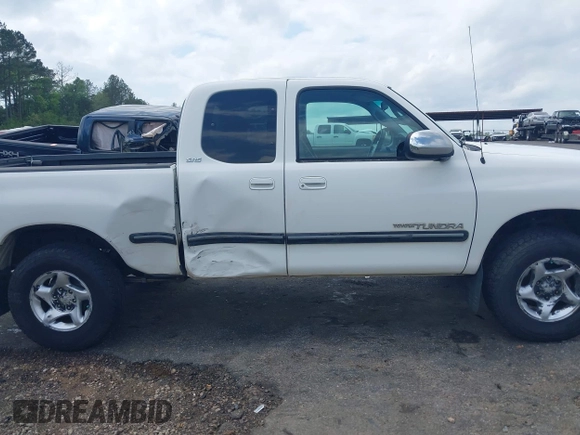 2001 Toyota Tundra SR5 with VIN 5TBRN34161S216827, listed as a IAAI auction lot 41942730 with 204,185 mi miles and . Bid and sale history available at DreamBid. Image 13.