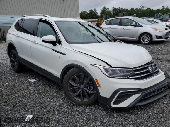 2022 Volkswagen Tiguan SE z VIN 3VV3B7AX0NM041925, wystawiony jako Copart lot #58415615 z przebiegiem 55 595 mil mil oraz Szkoda całkowita • Salvage title. Historia ofert i sprzedaży dostępna na DreamBid. Obrazek 4.