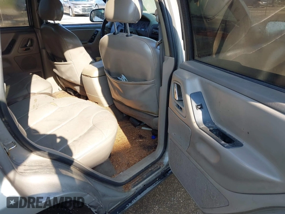 2000 Jeep Grand Cherokee Laredo z VIN 1J4GW48S8YC244168, wystawiony jako IAAI lot #41907447 z przebiegiem 243 154 mil mil oraz . Historia ofert i sprzedaży dostępna na DreamBid. Obrazek 8.