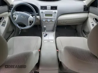 2011 Toyota Camry LE z VIN 4T1BF3EK3BU671513, wystawiony jako Copart lot #58501305 z przebiegiem Nie podano mil oraz Nie do naprawy • Non repairable. Historia ofert i sprzedaży dostępna na DreamBid. Obrazek 8.
