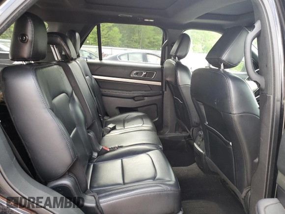 2019 Ford Explorer XLT z VIN 1FM5K8D86KGA81025, wystawiony jako Copart lot #58728645 z przebiegiem 120 197 mil mil oraz Szkoda całkowita • Salvage title. Historia ofert i sprzedaży dostępna na DreamBid. Obrazek 11.
