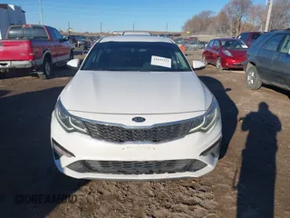 2019 Kia Optima LX with VIN 5XXGT4L39KG280991, listed as a IAAI auction lot 41639322 with 107,039 mi miles. Bid and sale history available at carsss.com. Image 12.