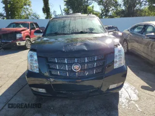 2013 Cadillac Escalade ESV Premium z VIN 1GYS4JEF1DR147715, wystawiony jako Copart lot #60710254 z przebiegiem 253 545 mil mil oraz Szkoda całkowita • Salvage title. Historia ofert i sprzedaży dostępna na DreamBid. Obrazek 5.