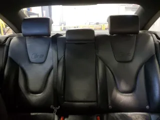 2008 Audi S6 z VIN WAUDN74F78N026228, wystawiony jako Copart lot #75818374 z przebiegiem 122 020 mil mil oraz Tytuł czysty. Historia ofert i sprzedaży dostępna na DreamBid. Obrazek 10.
