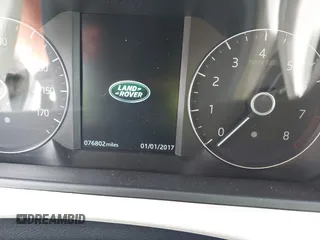 2020 Land Rover Range Rover Velar S z VIN SALYB2EX2LA256971, wystawiony jako IAAI lot #42525724 z przebiegiem 76 802 mil mil oraz . Historia ofert i sprzedaży dostępna na DreamBid. Obrazek 7.
