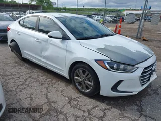 2018 Hyundai Elantra SEL z VIN 5NPD84LF3JH328521, wystawiony jako IAAI lot #42153007 z przebiegiem 84 247 mil mil oraz . Historia ofert i sprzedaży dostępna na DreamBid. Obrazek 1.