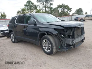 2021 Chevrolet Traverse LS z VIN 1GNERFKW1MJ103824, wystawiony jako IAAI lot #40975072 z przebiegiem 110 013 mil mil oraz . Historia ofert i sprzedaży dostępna na DreamBid. Obrazek 1.