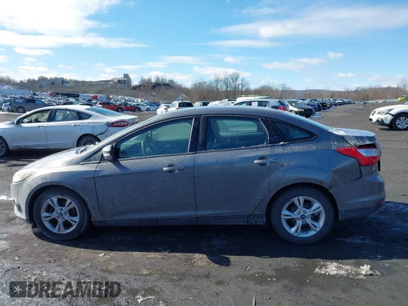 2013 Ford Focus SE with VIN 1FADP3F24DL288221, listed as a IAAI auction lot 41646815 with 169,617 mi miles. Bid and sale history available at carsss.com. Image 14.