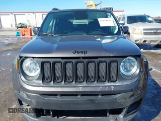 2017 Jeep Renegade Latitude with VIN ZACCJBBB7HPG48462, listed as a IAAI auction lot 41544445 with 94,594 mi miles. Bid and sale history available at carsss.com. Image 12.