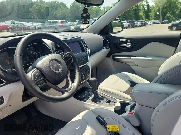 2021 Jeep Cherokee Altitude with VIN 1C4PJMLB9MD211826, listed as a IAAI auction lot 42666661 with 47,838 mi miles and . Bid and sale history available at DreamBid. Image 9.
