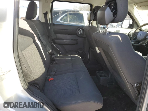 2011 Dodge Nitro SE z VIN 1D4PU2GK3BW506978, wystawiony jako Copart lot #87367774 z przebiegiem 119 412 mil mil oraz Szkoda całkowita • Salvage title. Historia ofert i sprzedaży dostępna na DreamBid. Obrazek 11.