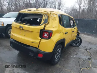 2016 Jeep Renegade Sport with VIN ZACCJBAW4GPC57580, listed as a IAAI auction lot 41126902 with 120,402 mi miles. Bid and sale history available at carsss.com. Image 4.