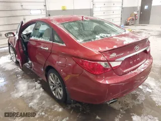 2013 Hyundai Sonata SE with VIN 5NPEC4AC3DH796748, listed as a IAAI auction lot 41574842 with 156,596 mi miles. Bid and sale history available at carsss.com. Image 3.