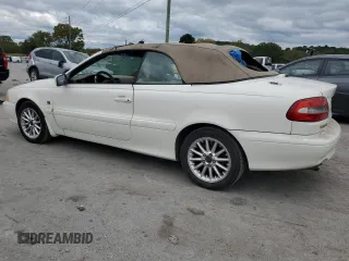 2000 Volvo C70 with VIN YV1NC56D6YJ012951, listed as a Copart auction lot 71746494 with 98,382 mi miles and Clean Title. Bid and sale history available at carsss.com. Image 2.