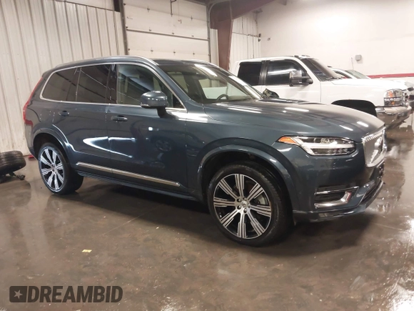 2023 Volvo XC90 Ultimate with VIN YV4062PA6P1953242, listed as a IAAI auction lot 40240626 with 18,019 mi miles. Bid and sale history available at carsss.com. Image 1.